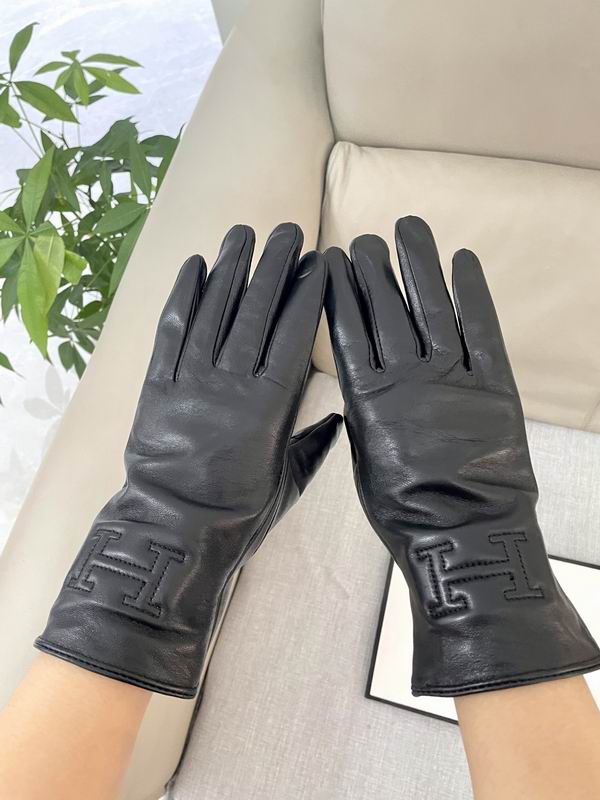 Hermes gloves 013010
